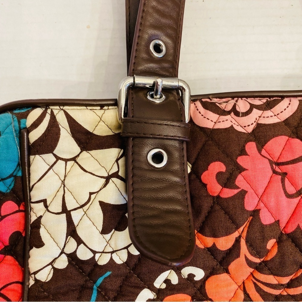 Vera Bradley Floral Quilted Brown LOLA Tote Purse Handbag Leather Straps Bottom - Picture 8 of 16
